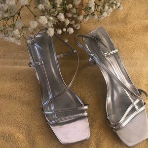 Metallic sandal with small heel